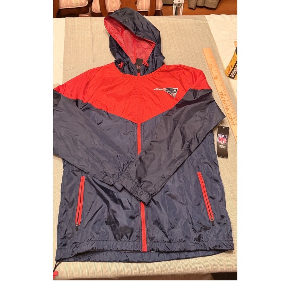 NFL New England Patriots Windbreaker Jacket Womens Small Navy Red QKM9713FNE